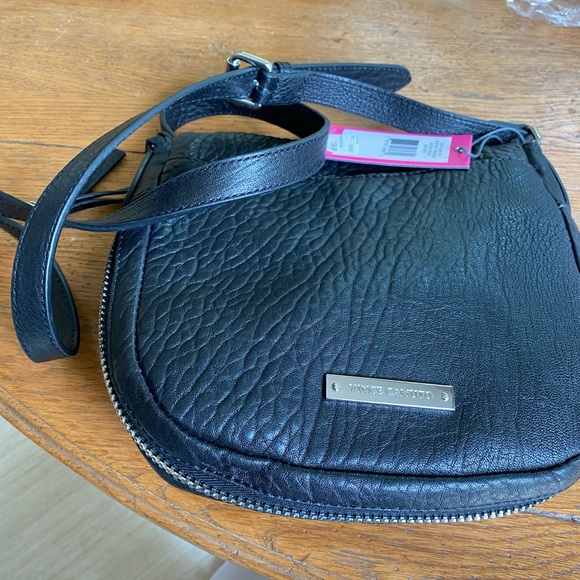 NWT Vince Camuto black leather zipper crossbody - Picture 2 of 9